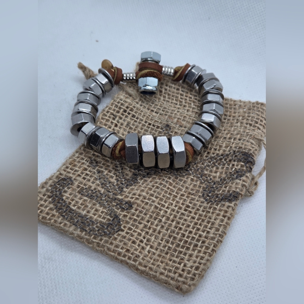 GiuliA Creations A Chunky Silver Nuts and Brown Leather Bracelet - Picture 2 of 9
